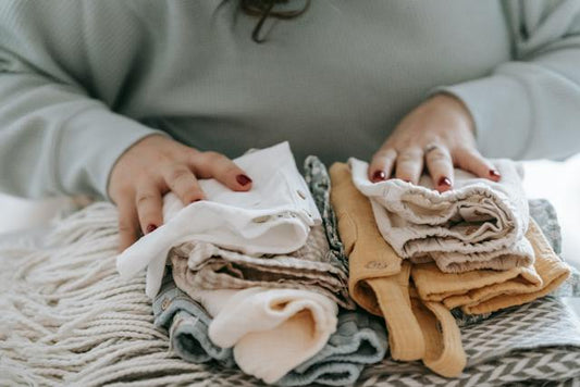Préparez votre Valise de Maternité : Essentiels pour Maman et Bébé - BABY PREMA