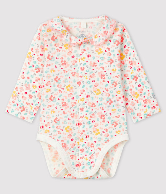 Get trendy with Coffret Ensemble Naissance Fille - Petit Bateau - Vêtements bébé available at BABY PREMA. Grab yours for €35.45 today!