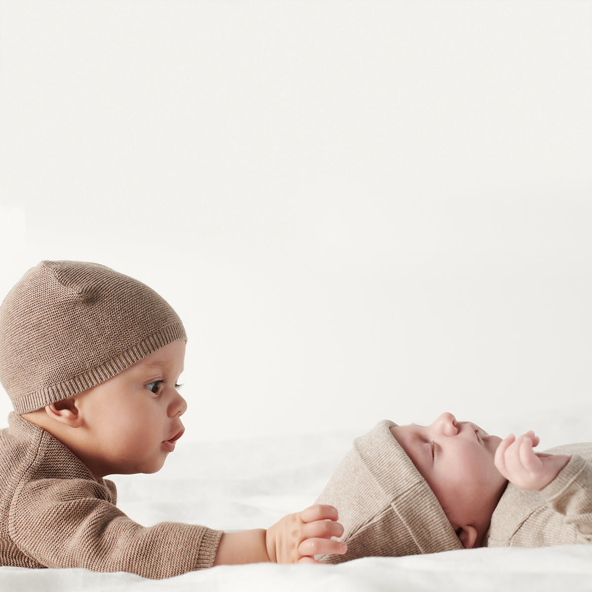 Get trendy with Bonnet Sand Tricot 0-3 Moisn- Noppies - Bonnet de bébé available at BABY PREMA. Grab yours for €7.90 today!