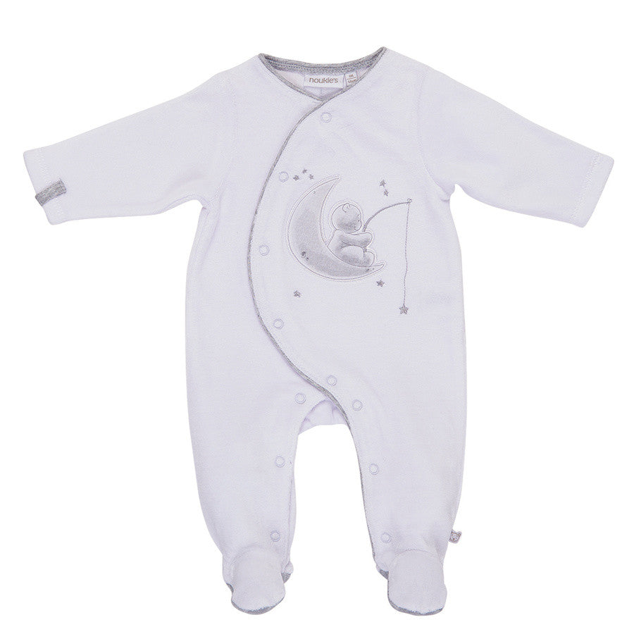 Get trendy with Pyjama Blanc pour bébé - Noukies - Pyjamas available at BABY PREMA. Grab yours for €16.95 today!