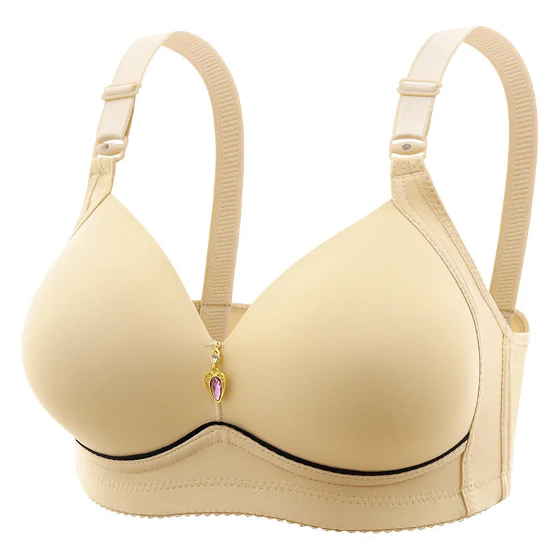 Soutien-gorge de grossesse "Soutien Elégant avec Bonnet fin" de BABY PREMA avec breloque pendentif sur fond blanc.