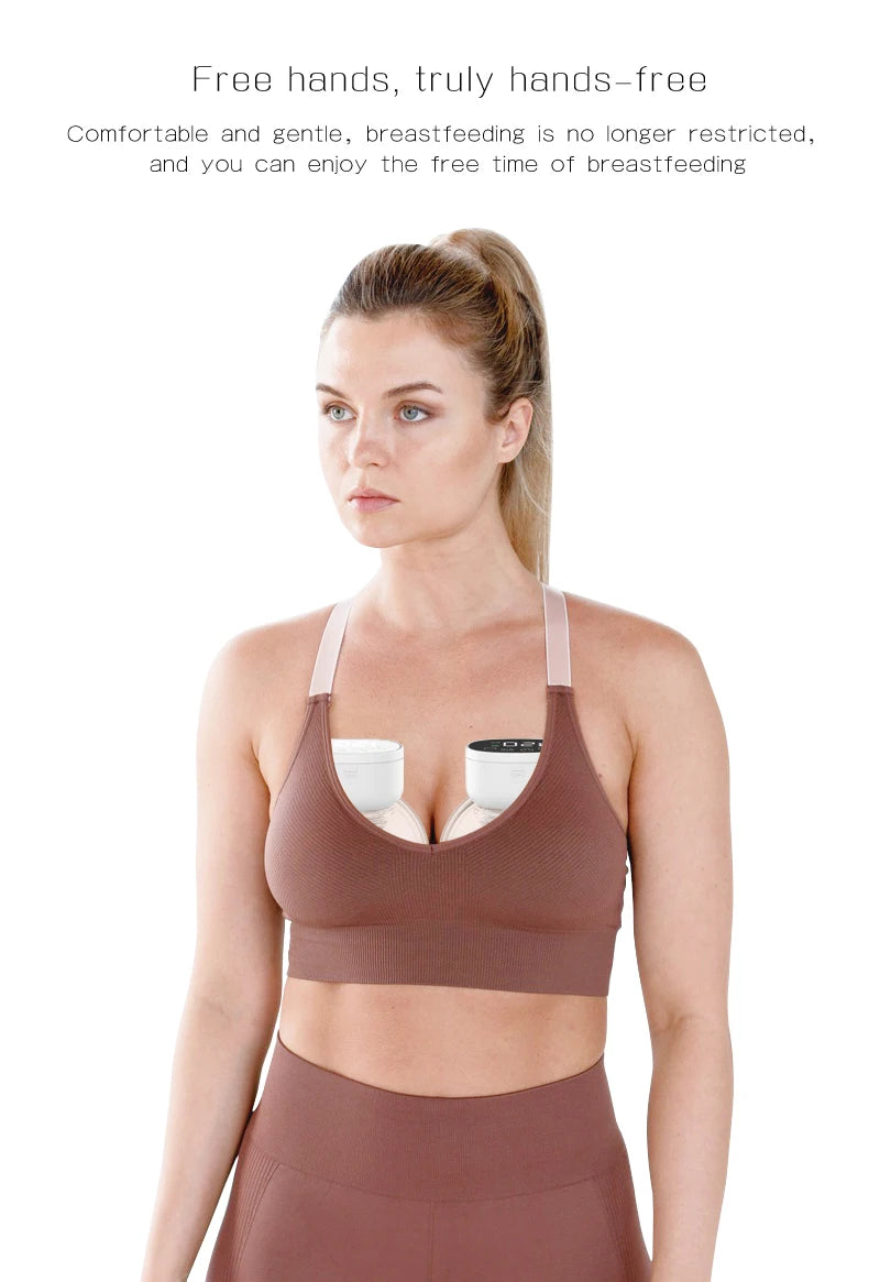 Une femme en tenue de sport utilise un Tire-Lait sans Fil Léger & Pratique | Pour Maman de BABY-PREMA. Le texte ci-dessus se lit comme suit : « Mains libres, véritablement mains libres. Confortable et doux, pneu-lait sans fil permet de ne plus restreindre l'allaitement.