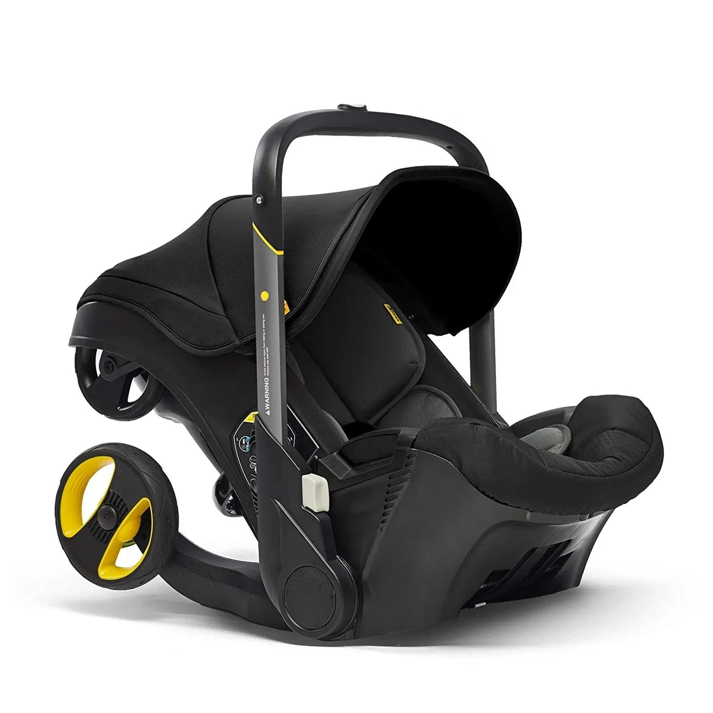 Une Poussette noire moderne 4 en 1 Cosy Bébé de BABY-PREMA avec un design élégant, avec un auvent, un intérieur rembourré et des roues intégrées avec des accents jaunes pour un transport facile. Cette Poussette 4 en 1 Cosy Bébé possède une poignée de transport et semble convenir aux nourrissons.