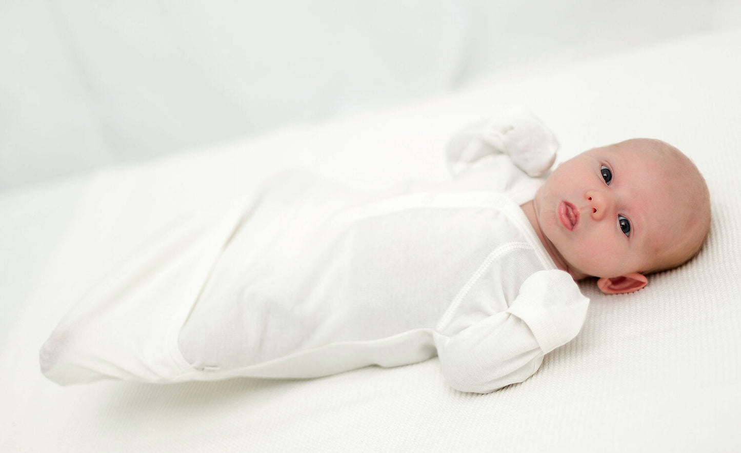 Get trendy with Pyjama Gigoteuse M - Earlybirds - pyjama bébé available at BABY PREMA. Grab yours for €27.99 today!