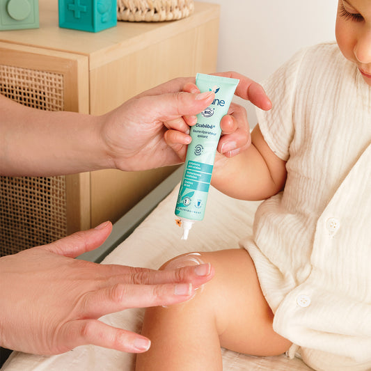 Get trendy with Crème Hydratante certifiée biologique - hygiène bébé available at BABY PREMA. Grab yours for €5 today!