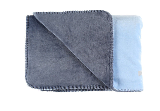 Get trendy with Couverture Groloudoux Bleu 100×140 cm - Noukies - couvertures available at BABY PREMA. Grab yours for €32.90 today!