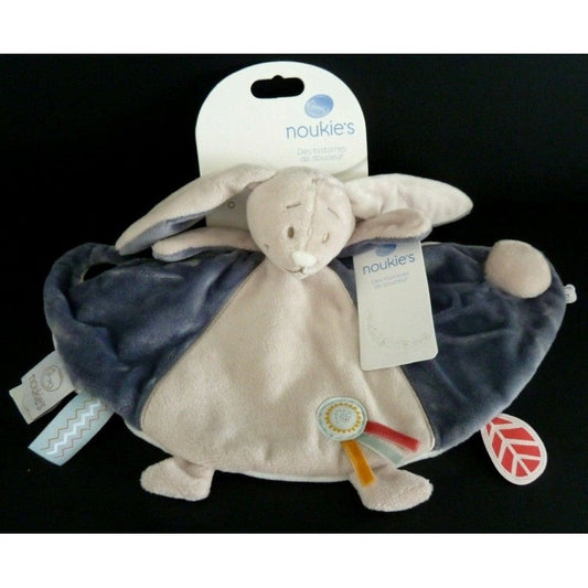 Get trendy with Doudou Lapin Gris Anthracite - Noukies - doudou bébé available at BABY PREMA. Grab yours for €19.99 today!