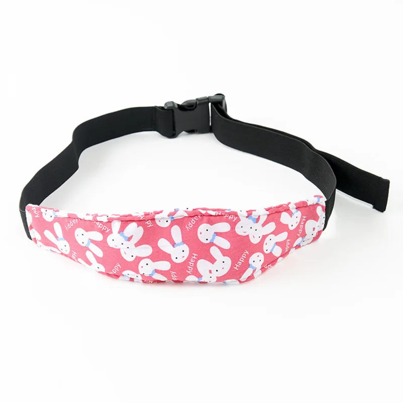 Une Ceinture de Fixation réglable pour Bébé rose avec un joli imprimé lapin, dotée d'une sangle noire réglable et d'une fermeture à boucle sécurisée. Parfait comme accessoire bébé de BABY PREMA.