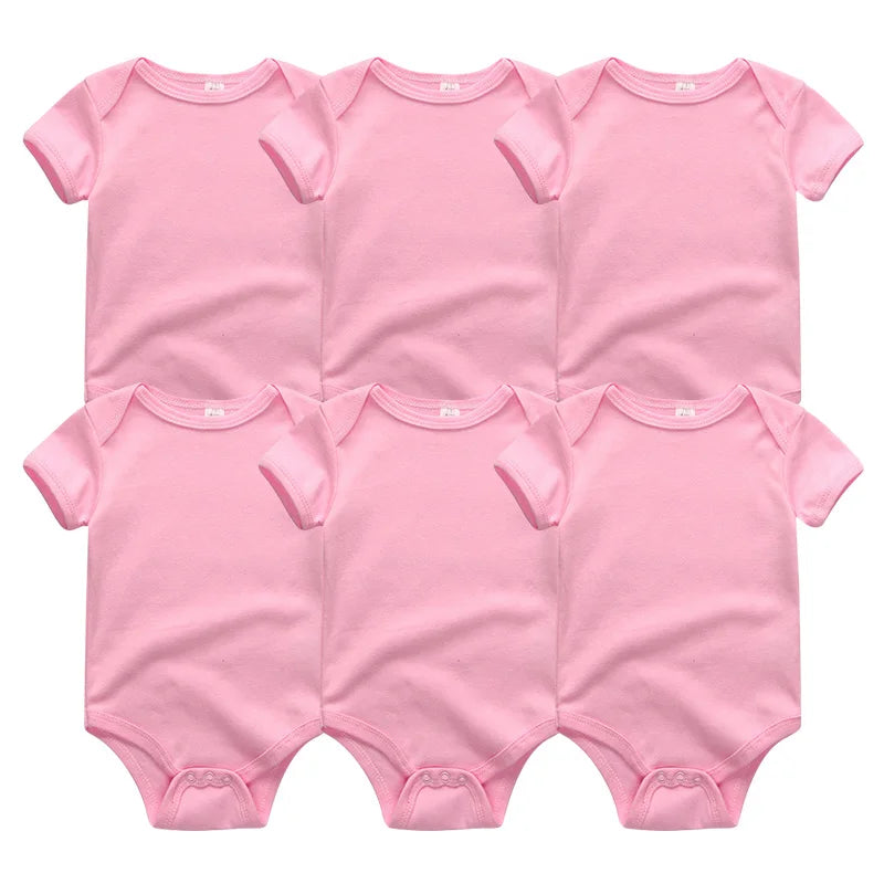 Six combinaisons roses pour bébé, faisant partie du Lot de 6 Pièces Body Coton Bébé de BABY PREMA, sont disposées en deux rangées de trois.