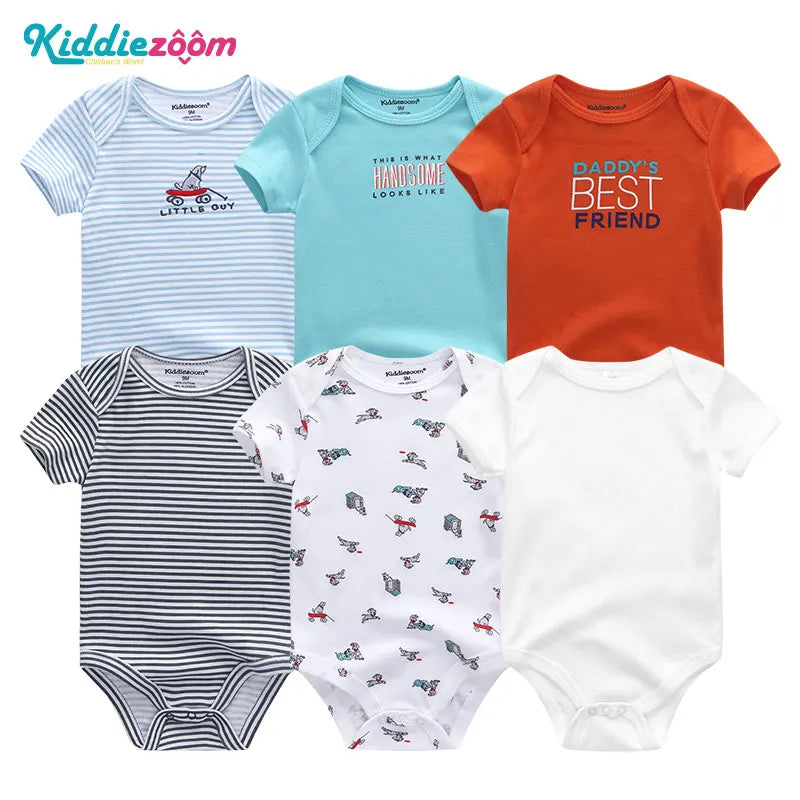 Six Lot Body Bébé 6 Pièces en Coton, comportant des manches longues et un col rond, avec des motifs et des couleurs variés, sont présentés sur fond blanc, étiquetés de la marque « BABY PREMA.