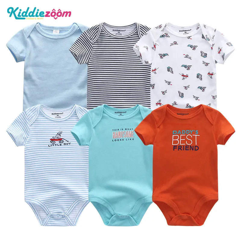 Six bodys pour bébé de différentes couleurs et motifs, dont bleu clair uni, rayé, blanc avec imprimés, bleu clair avec graphique, bleu clair avec texte et orange avec texte. Marquage « BABY PREMA » illustré. Ces adorables Lot de 6 Pièces Body Coton Bébé sont parfaits pour la garde-robe de votre tout-petit.