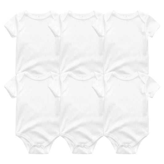 Six bodys pour bébé à manches courtes blancs unis disposés en grille sur un fond blanc uni. Ce Lot de 6 Pièces Body Coton Bébé de BABY PREMA est parfait pour les essentiels de la garde-robe de votre tout-petit.