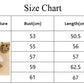 Tableau des tailles pour les vêtements de bébé, y compris des articles comme la Barboteuse Combinaison à Capuche de BABY PREMA et la salopette hiver, montrant quatre tailles (0-3M, 3-6M, 6-9M, 9-12M) avec des conseils de buste, de longueur et d'âge correspondants. Comprend un exemple d’image du produit et une note sur les différences de mesure manuelle et la variation potentielle de couleur.