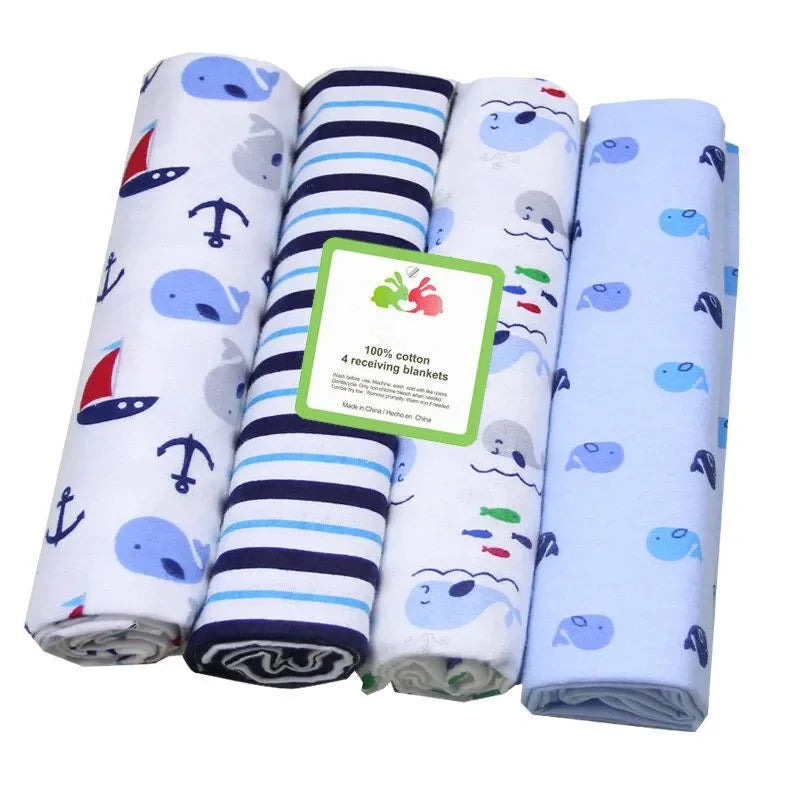 Une série de quatre carrés de langes en coton roulés pour les prématurés avec divers designs mignons, y compris des baleines, des fusées
Nom du produit: Lot de 4 Carré de Langes | en Coton pour Bébé
Nom de marque: BÉBÉ PREMA