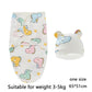 Une couverture d'emballage pour bébé et un ensemble bonnet assorti présentant un mignon motif d'éléphant et d'étoile, conçu pour les nouveaux-nés de BABY PREMA.