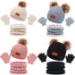 Une collection d'accessoires d'hiver pour enfant prématuré présentant l'ensemble BABY PREMA 3Pièces Bonnet Gants pour Bébé avec des bonnets de différentes couleurs avec pompons, des écharpes assorties et des gants pour rester au chaud par temps froid.