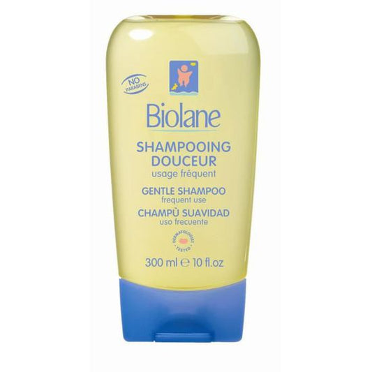 Get trendy with Shampooing Douceur 300 ml - Biolane - Bains available at BABY PREMA. Grab yours for €2.99 today!