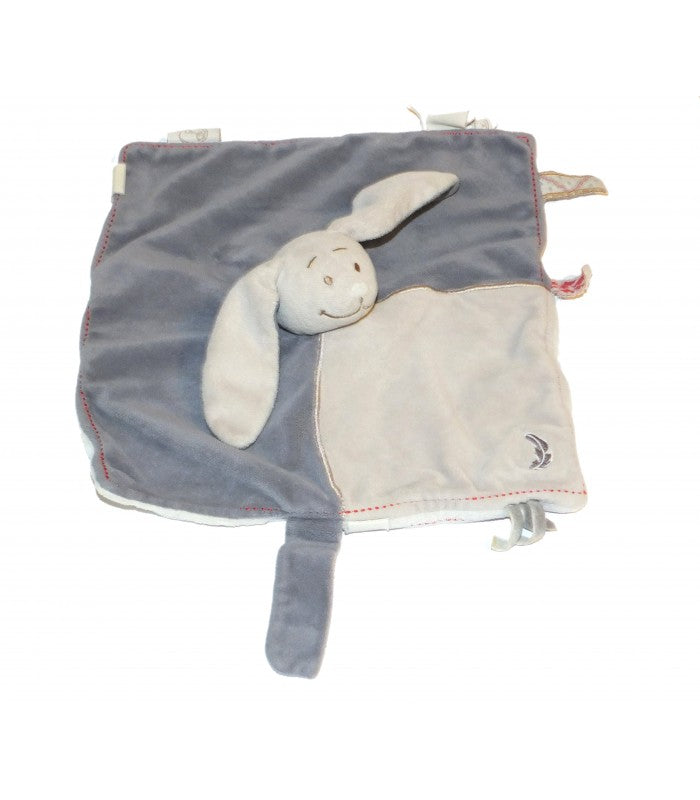 Get trendy with Doudou Lapin Beige Bleu - Noukies - doudou bébé available at BABY PREMA. Grab yours for €19.99 today!